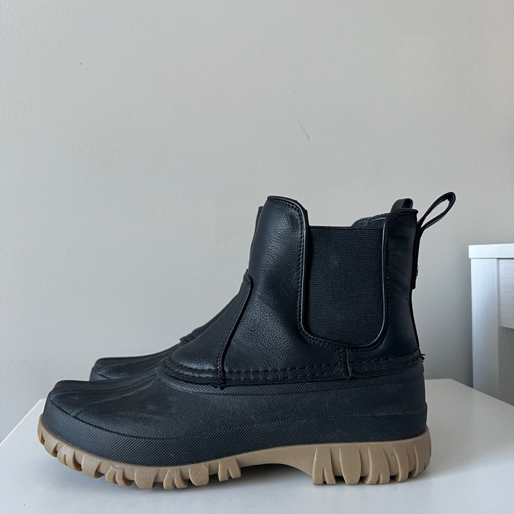 Tommy Hilfiger Black Rain Boots - Size 7M